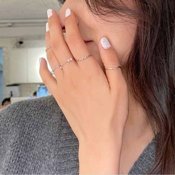 5 pcs Faux Pearl Textured Ring Set Silver Plated - Picture 11 of 13
